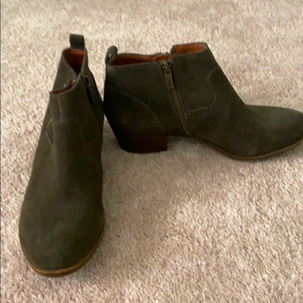 Lucky Brand ankle boots